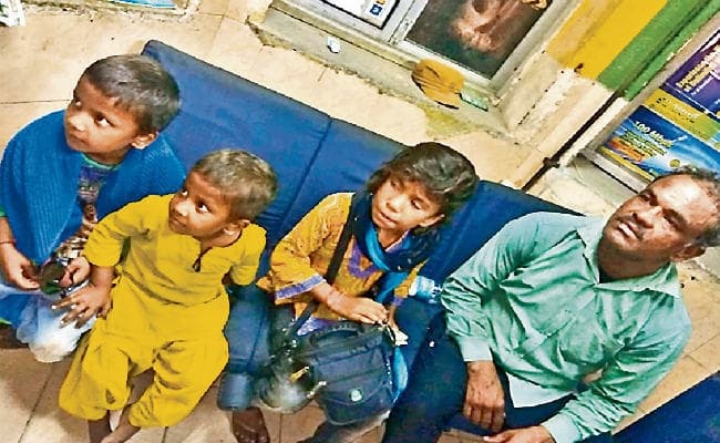 पटना : बच्चों को छोड़कर दिल्ली जा रहा था अधेड़, पकड़ा गया