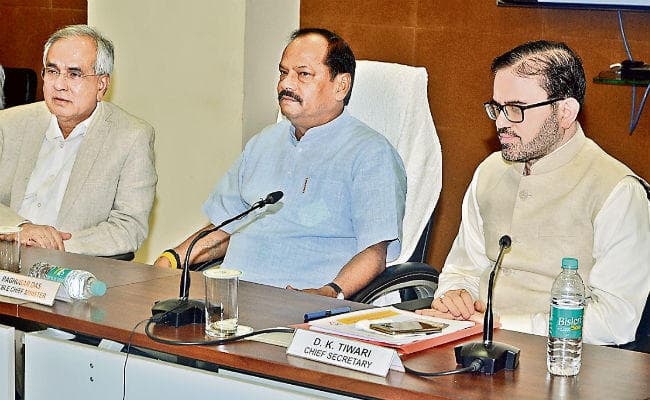 रांची : दामोदर-स्वर्णरेखा नदी को जोड़ने में मदद करे आयोग