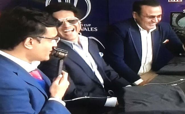 सचिन और सहवाग ने ट्‌वीट कर टीम इंडिया को जीत पर दी बधाई, जानें, वीरू ने क्यों ट्‌वीट किया GSTagain