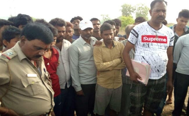 कोडरमा : डोमचांच में मिला युवक का शव, हत्या की आशंका