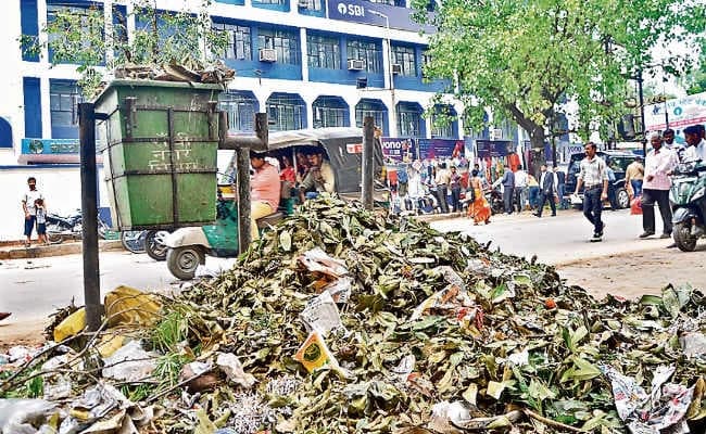 रांची : नगर निगम और एस्सेल इंफ्रा ने राजधानी को नर्क बना दिया