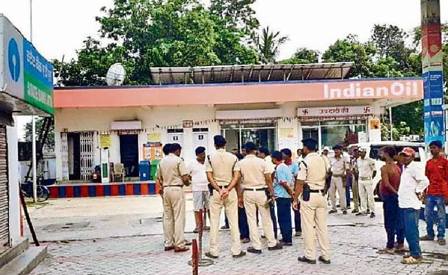 एटीएम में रुपये डालने पहुंचा था कैश वैन, कटिहार में स्टेट बैंक के 50 लाख रुपये लूटे