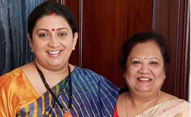 स्मृति ईरानी ने खुद का ही उड़ाया मजाक, बोलीं- ”क्या से क्या हो गया देखते देखते” स्मृति ईरानी ने खुद का ही उड़ाया मजाक, बोलीं- ”क्या से क्या हो गया देखते देखते”