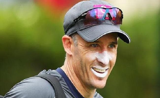 हसी ने कहा, धौनी की कमजोरियों को ऑस्ट्रेलिया से साझा नहीं करुंगा