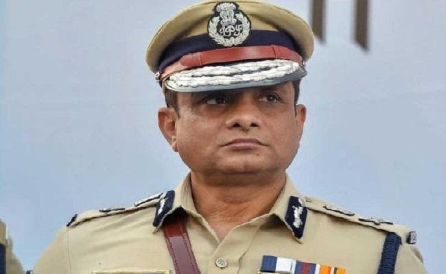 सीबीआई के समक्ष पेश हुए कोलकाता के पूर्व पुलिस आयुक्त राजीव कुमार