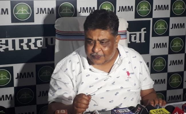 झारखंड में दाना-पानी बंद, भूख से मौत पर बोले झामुमो महासचिव सुप्रियो भट्टाचार्य