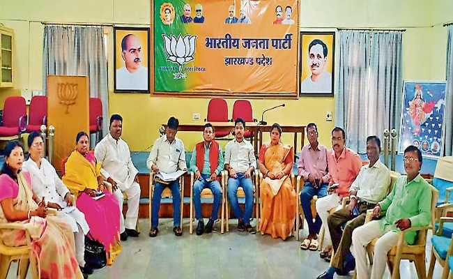 भाजपा एसटी मोर्चा यात्रा से  जनता का जतायेगा आभार