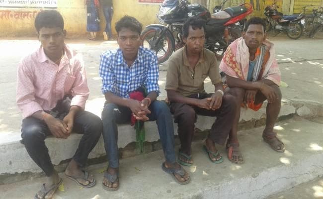 गुमला : अवैध संबंध का विरोध करने पर मां के प्रेमी ने बेटे को मारी गोली, मौत