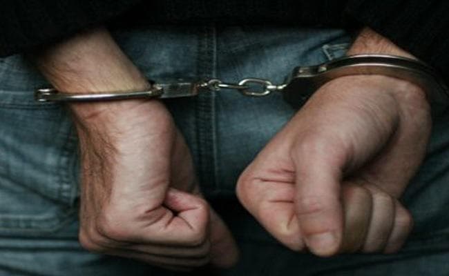 बिहार में 28 लाख की चरस के साथ एक तस्कर गिरफ्तार