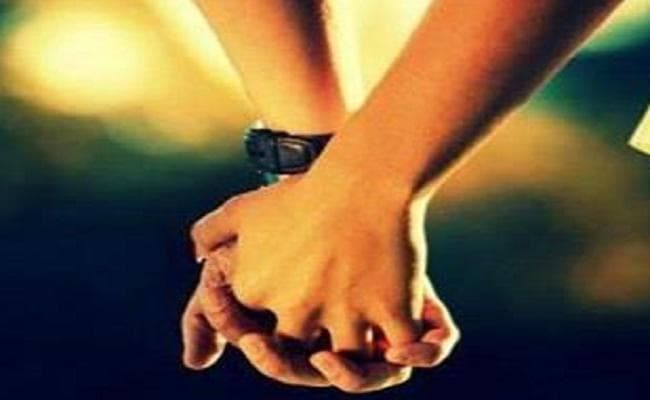 दो नाबालिग लड़कियों के साथ फरार हुआ फेरीवाला, एक गिरफ्तार