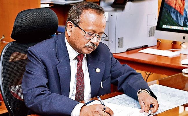 नेशनल हाइवे आथॉरिटी ऑफ इंडिया के चेयरमैन एनएन सिन्हा ने कहा, झारखंड में जमीन की अनुपलब्धता बड़ी चुनौती