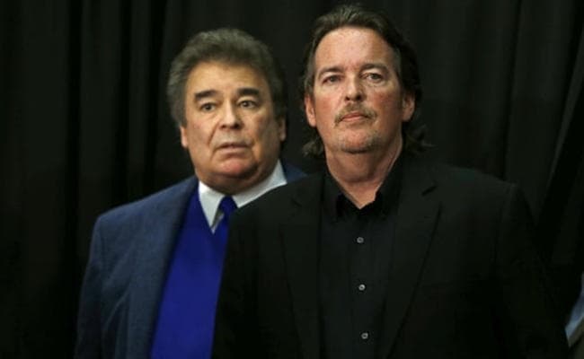 हिलेरी क्लिंटन के सबसे छोटे भाई की मौत