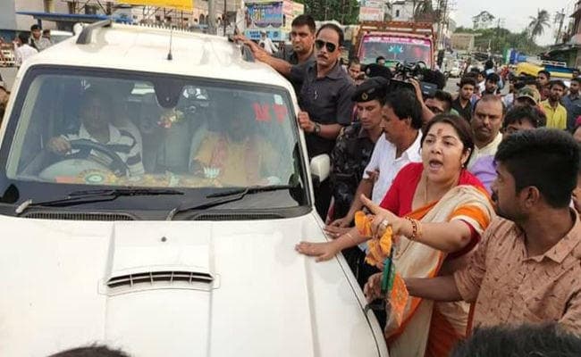 बंगाल में भाजपा-तृणमूल के बीच विवाद गहराया, शवों को रोके जाने के विरोध में बुलाया गया बंद