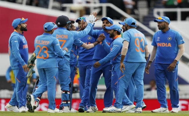 #INDvAUS : ''गब्‍बर'' के शतक से भारत ने ऑस्ट्रेलिया को 36 रन से हराया