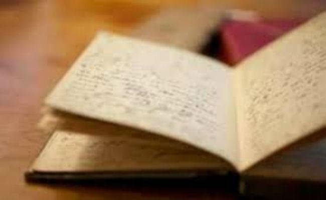 पटना : गिरफ्तार इंजीनियर के यहां मिली डायरी, कई नेताओं व अफसरों के नामों का जिक्र