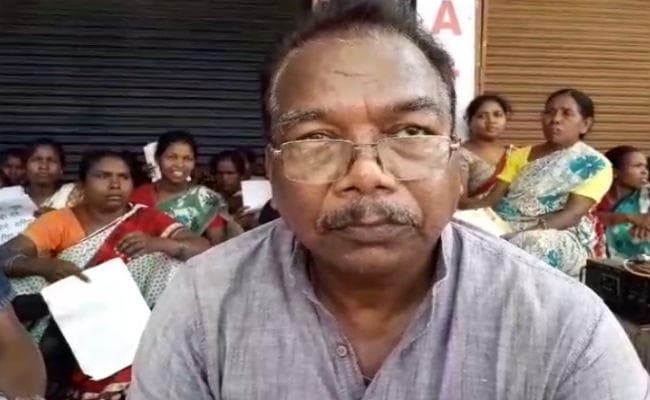 एकलव्य विद्यालय निर्माण विवाद : पूर्व MLA और कांग्रेस नेता निएल तिर्की करायेंगे पुलिस प्रशासन पर FIR