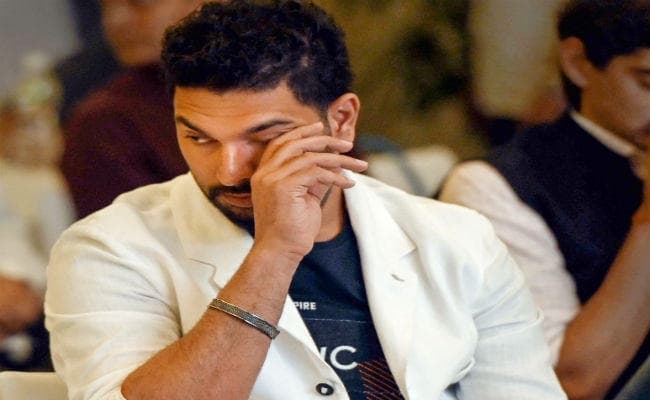 संन्यास के वक्त भावुक हुए ”सिक्सर किंग” युवराज, बीसीसीआई पर निकाली भड़ास