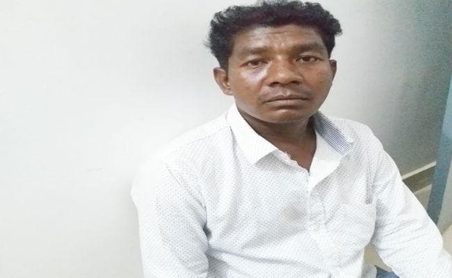 लोहरदगा : कुडू बस स्टैंड से TPC नक्सली धीरेंद्र गंझू गिरफ्तार, भेजा गया जेल