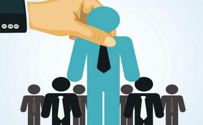 कैबिनेट का अहम फैसला, पुलवामा व कुपवाड़ा के शहीदों के आश्रितों को स्थायी सरकारी नौकरी