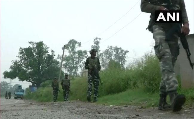 जम्मू-कश्मीर : सोपोर में मुठभेड़, सुरक्षाबलों ने एक आतंकी को किया ढेर