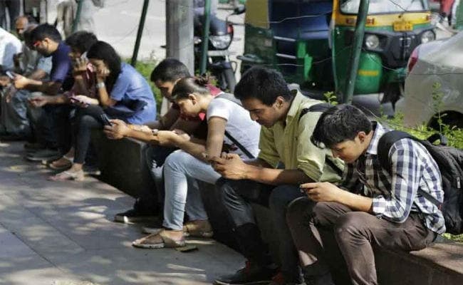 JIO है तो मुमकिन है! इंटरनेट यूजर्स के मामले में Top Gear में भारत, चीन से बस इतना पीछे