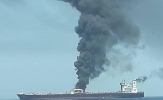 ओमान की खाड़ी में दो टैंकरों पर ''कथित हमले'' के बाद तेल की कीमतों में तीन फीसदी का इजाफा