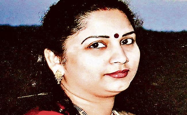 रांची : आदिवासी जमीन पर जबरन कब्जा करने का मामला, संजीवनी बिल्डकॉन की अनामिका नंदी को सजा