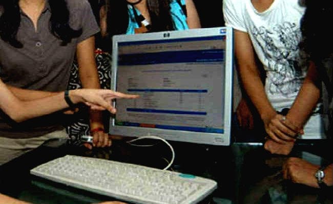 JEE एडवांस : गुवाहाटी जोन में प्रदीप्त गौरव टॉपर, लड़कियों में आकृति अव्वल