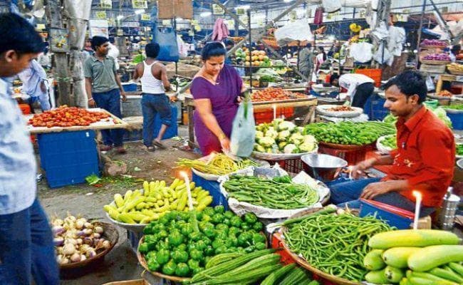 थोक मुद्रास्फीति लगभग दो साल के निचले स्तर पर, 2.45 प्रतिशत पर पहुंची