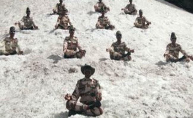 18000 फीट पर योग, इस वीडियो को देखकर आप भी हो जाएंगे दंग