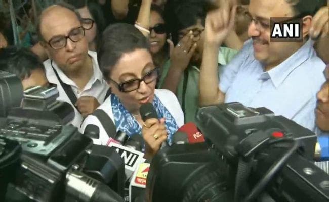 डॉक्टर हड़ताल मामले में, हाईकोर्ट ने ममता सरकार को दिया बात करने का आदेश, फिल्मेकर अपर्णा सेन भी आयीं डॉक्टर्स के पक्ष में