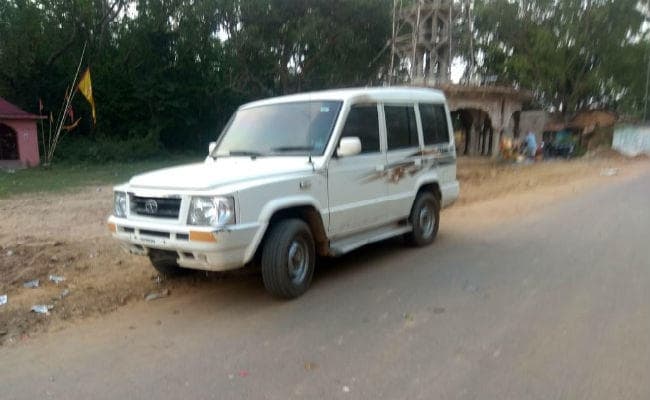 सरायकेला : नक्‍सलियों ने की 5 पुलिसकर्मियों की हत्‍या, हथियार छीना, मुख्‍यमंत्री ने जताया शोक