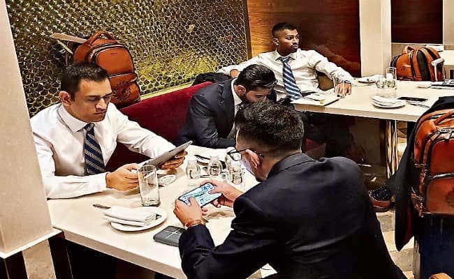 महेंद्र सिंह धौनी से लेकर नेमार तक हैं ''पबजी'' के दिवाने