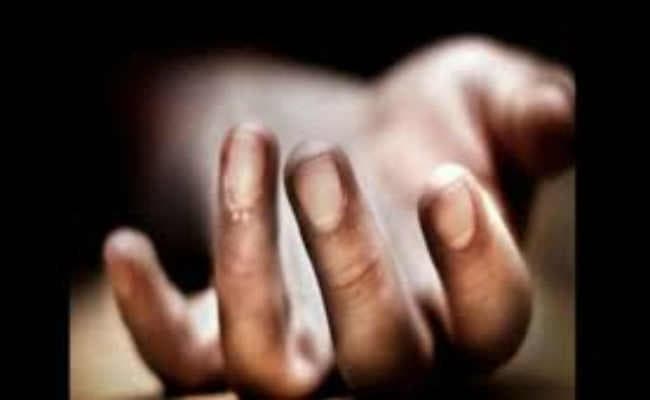 शराबी ने घर में लगायी आग, विरोध पर बहू को मार डाला