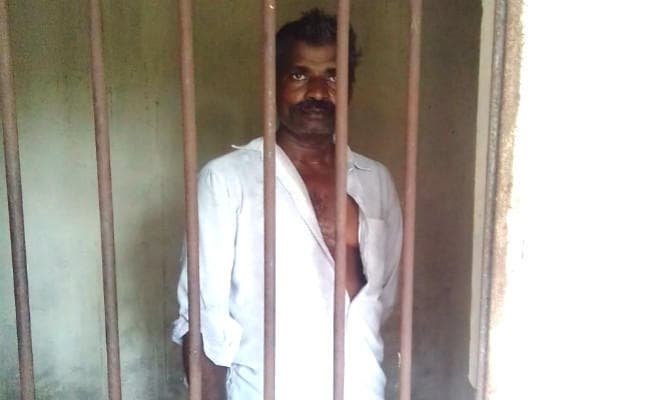 नशे में धुत पति ने टांगी से काटकर अपनी पत्‍नी की कर दी हत्‍या