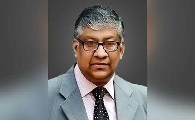 न्यायपालिका से कार्यपालिका तक सेवा के साधक