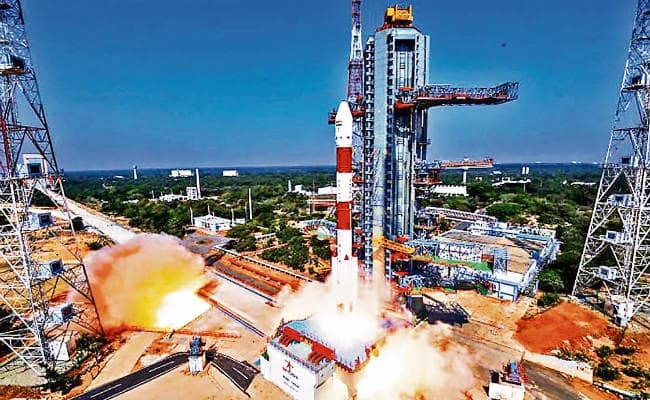 आसमान में इसरो के अरमान, चंद्रयान-2 और स्पेस स्टेशन बनाने की घोषणा