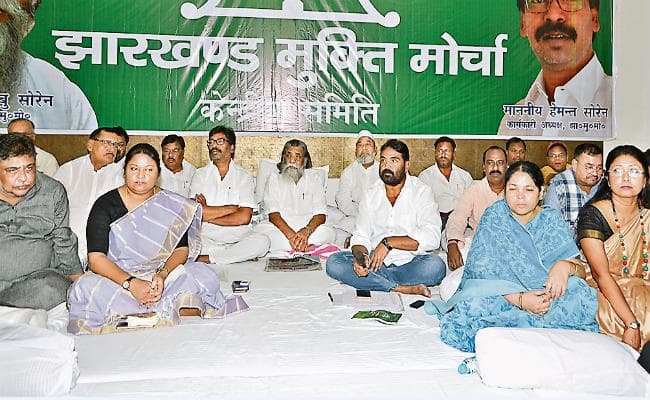 रांची : लोकसभा चुनाव में मिली हार पर हुई समीक्षा, विस चुनाव साथ लड़ेंगे या अकेले, फैसला आज