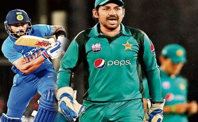 #INDvsPAK World Cup 2019 LIVE: पाकिस्तान ने जीता टॉस, पहले गेंदबाजी का फैसला