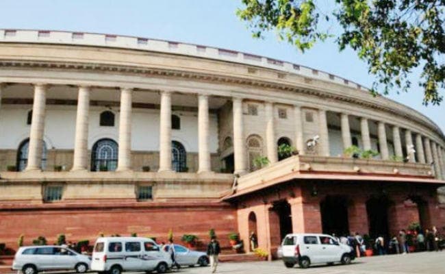 17वीं लोकसभा का पहला सत्र सोमवार से, बजट और तीन तलाक एजेंडे में प्रमुख