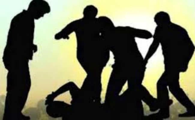 तृणमूल नेता की पीट कर हत्या