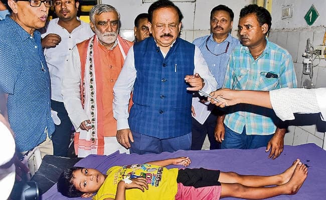 मुजफ्फरपुर : चमकी बुखार से 23 और बच्चों की मौत, दो ने केंद्रीय स्वास्थ्य मंत्री के सामने तोड़ा दम