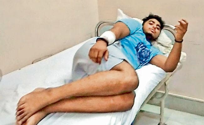 इंडियन क्रिकेट टीम के इस खिलाड़ी के भाई को मारा चाकू, जानें