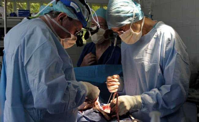 चिकित्सकों की हड़ताल की वजह से नहीं हुए 6000 ऑपरेशन
