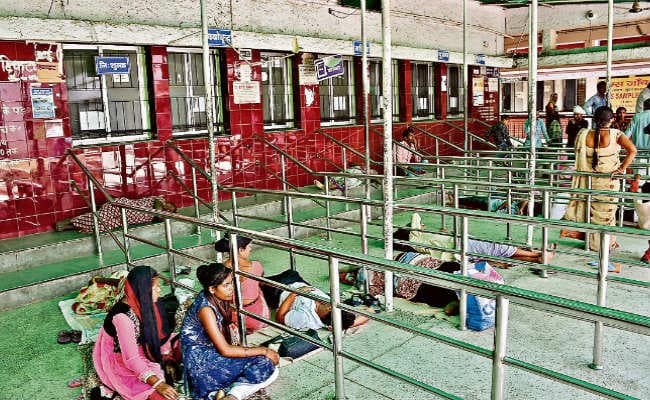 रांची : ओपीडी रहा बंद, मरीज हुए परेशान