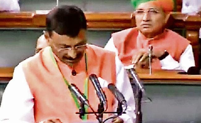 रांची : सांसद संजय सेठ ने संस्कृत में ली शपथ