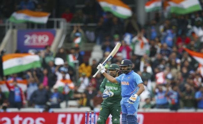 भारत से हार का ''साइड इफेक्‍ट'', पाकिस्तान क्रिकेट टीम को प्रतिबंधित करने को लेकर याचिका दायर