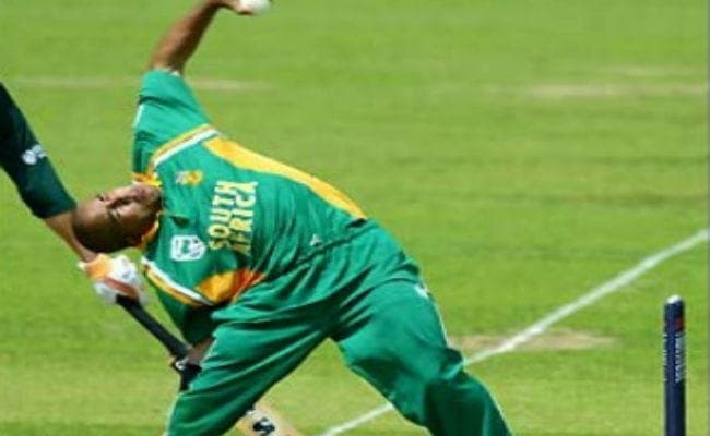 विलियमसन के खुद मैदान नहीं छोड़ने पर एडम्स ने उठाये सवाल