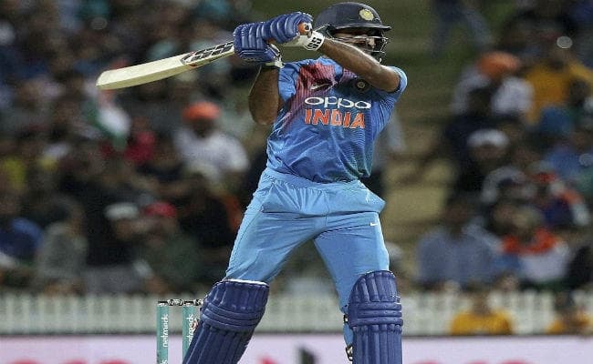 भारत को झटका, बुमराह के यॉर्कर से घायल हुए शंकर