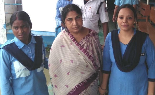 रांची की महिला ने हावड़ा जेटी से गंगा में लगाई छलांग, पुलिस की तत्परता से बची जान